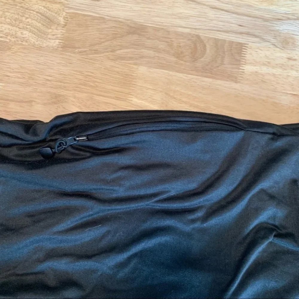 Beyond Yoga Black Infinity Scarf with zipper pocket